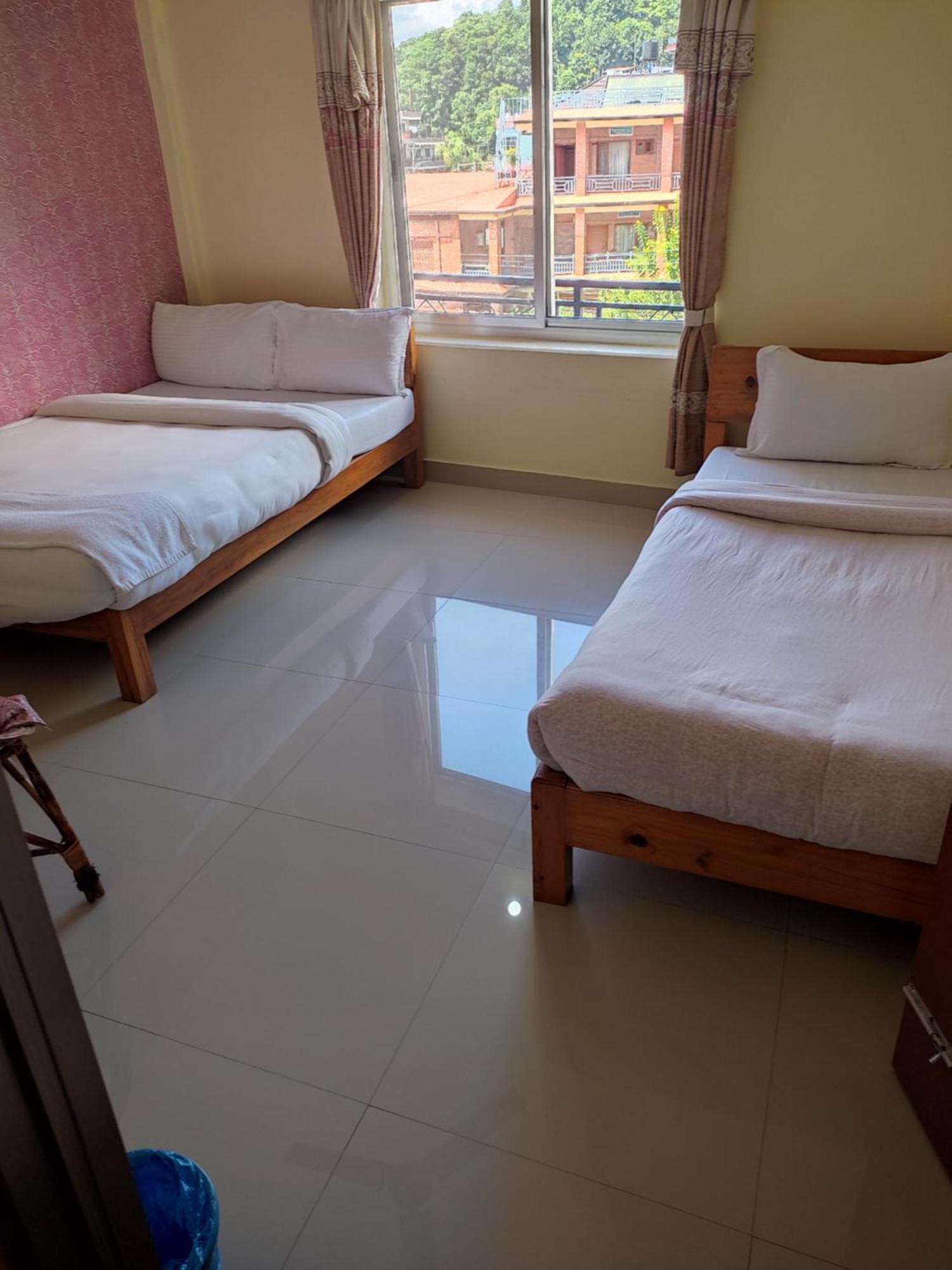 Hotel Green Hill View โพคารา ภายนอก รูปภาพ